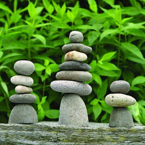 7-STONE CAIRN GARDEN STATUE - HAPPY GARDENS